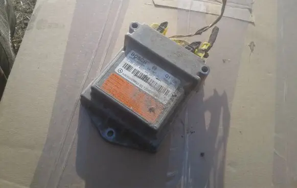 Volkswagen Crafter Airbag control unit/module A9069005701