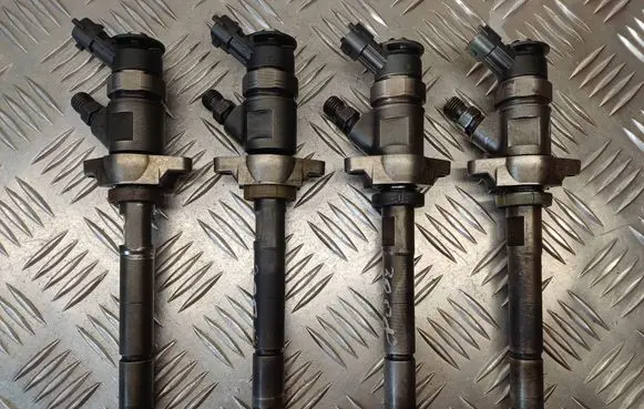 Peugeot 3008 I Fuel injectors set 0445110297