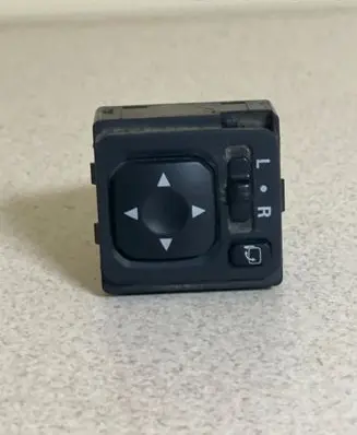 Mitsubishi Outlander Wing mirror switch 183569