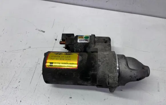 KIA Sportage Starter motor 361002G200