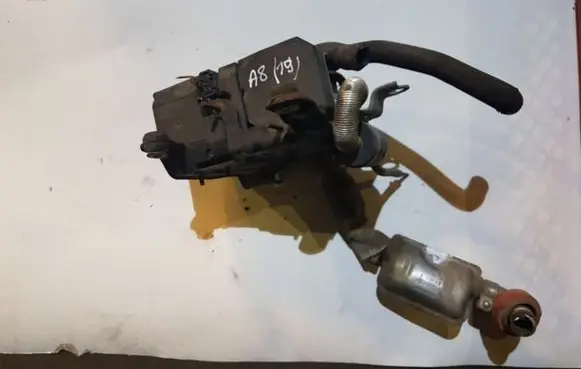 Audi A8 S8 D3 4E Auxiliary pre-heater (Webasto) 4E0815069D 4E0910105