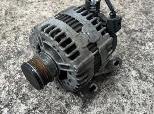 Volvo V70 Generator/alternator 6G9N10300JD 6G9N10300 0121715008