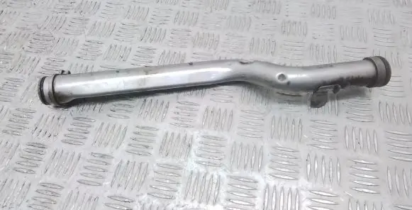 Nissan Navara D40 Engine coolant pipe/hose