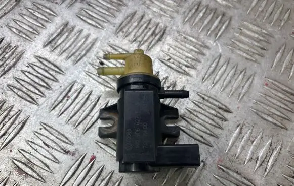 Volkswagen PASSAT B5.5 Turbo solenoid valve 1K0906627E