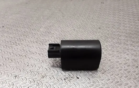 Peugeot 607 Coolant fan relay 9656112480