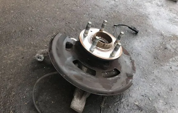 Opel Astra K Front wheel hub L0629AB 13580304