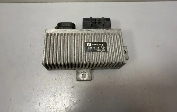 Renault Scenic I Glow plug pre-heat relay 7700111525