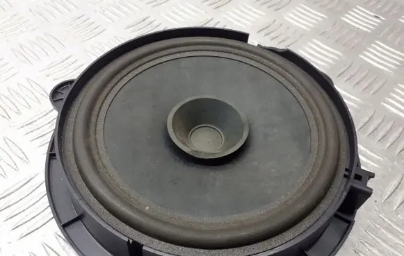 Nissan Note (E11) Rear door speaker 28156-9U00A