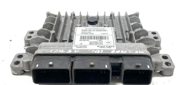 Renault Megane III Engine control unit/module 237100120R 237100422R R0413B007D