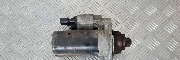 Volkswagen Golf VI Starter motor
