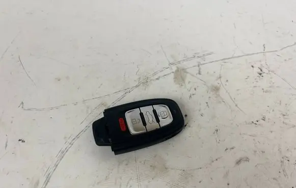 Audi A4 S4 B8 8K Ignition key/card 8K0959754BB