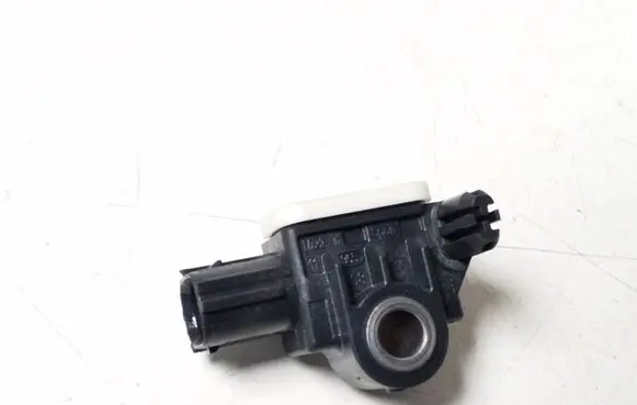 Mitsubishi ASX Airbag deployment crash/impact sensor 8651A166