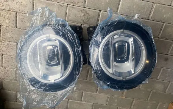 Mercedes-Benz G W463 2nd Gen Headlights/headlamps set A4639067300