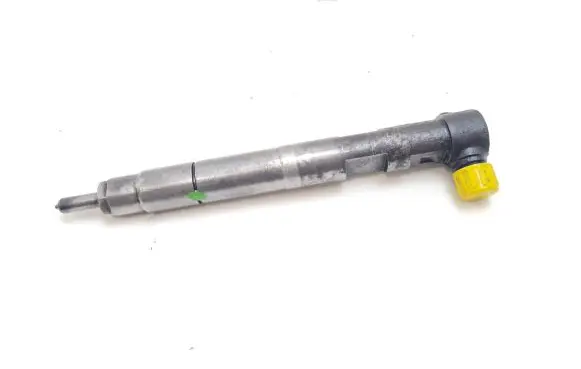 Mercedes-Benz Sprinter W901 W902 W903 W904 Fuel injector A6510700587