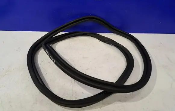Jaguar XE Trunk rubber seal (body) GX73438A00A