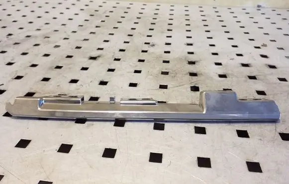 Toyota Avensis T270 Dashboard glove box trim 5547405120