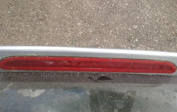 Volkswagen Golf V Third/center stoplight