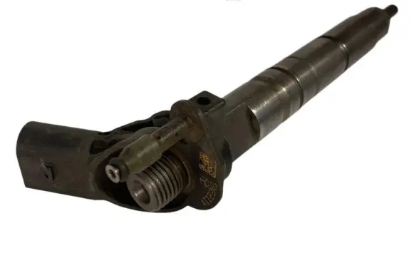 Mercedes-Benz ML W166 Fuel injector A6420701187