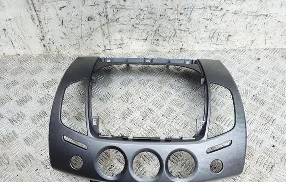 Mitsubishi L200 Climate control/heater control trim MN179800ZZ