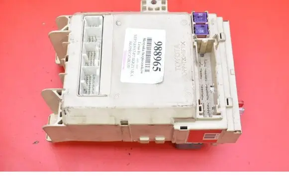 Cadillac SRX Fuse box set
