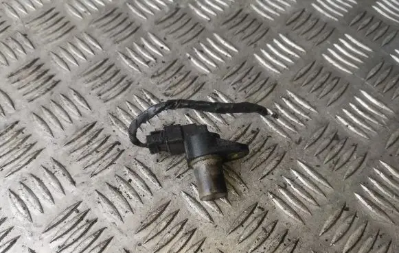 Mercedes-Benz Sprinter W906 Camshaft position sensor A0031539728