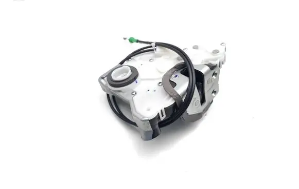 Toyota Yaris Front door lock