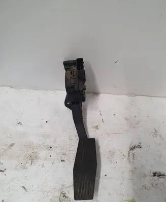 Opel Zafira C Accelerator throttle pedal 13253781