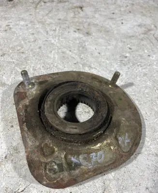 Volvo XC70 Coil spring mount 