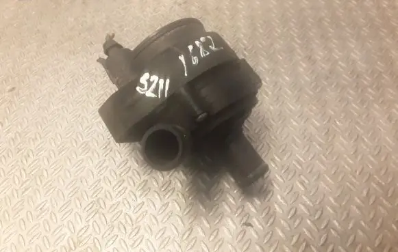 Mercedes-Benz E W211 Electric auxiliary coolant/water pump 2118350264 A2118350264