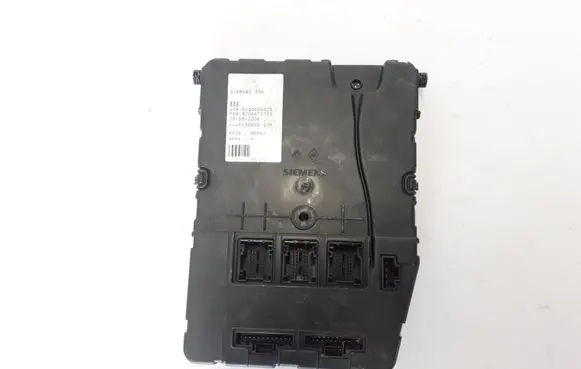 Renault Megane II Other control units/modules 8200606825