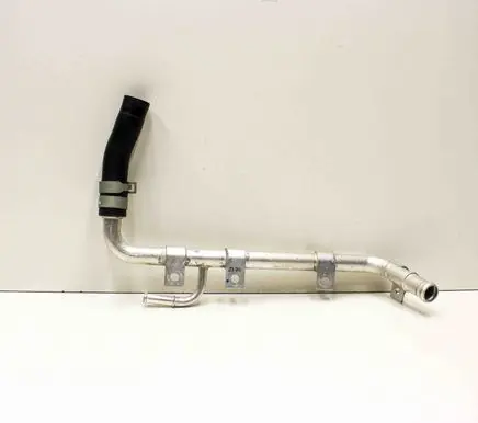 Engine coolant pipe/hose