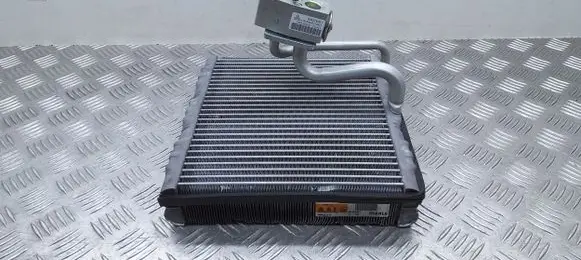 Cadillac XT6 Air conditioning (A/C) radiator (interior) 