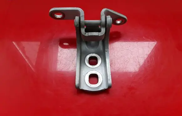 Opel Zafira C Front door upper hinge 0615