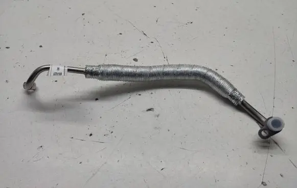 BMW 2 F45 Turbo turbocharger oiling pipe/hose 8472392 0606
