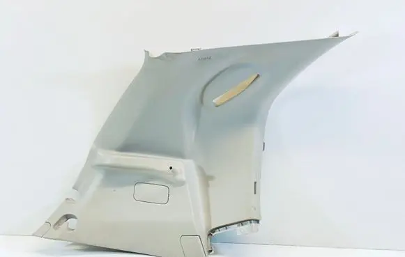 (D)pillar trim (top)