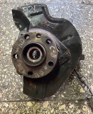 Citroen C8 Front wheel hub
