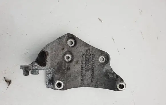BMW 7 E65 E66 A/C compressor mount bracket 7788661 25380310