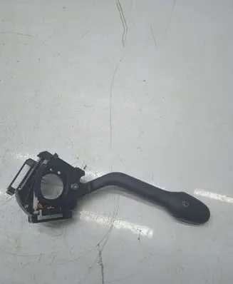 Volkswagen Polo III 6N 6N2 6NF Wiper control stalk 37026