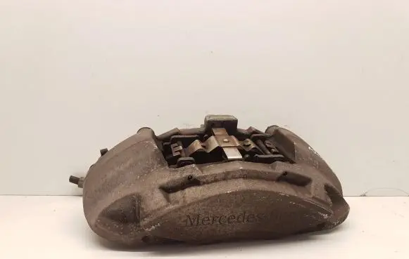 Mercedes-Benz C W205 Front brake caliper