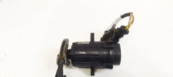 Volkswagen PASSAT B4 Accelerator throttle pedal 3A1721568A 0205001012