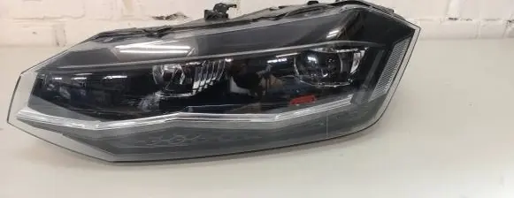 Volkswagen Cross Polo Headlight/headlamp 2G1941035H 90100101