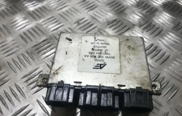 Seat Alhambra (Mk1) Light module LCM 7m0941598 95vw10c909aa