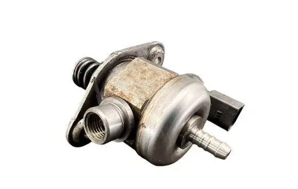Volkswagen PASSAT B6 Fuel injection high pressure pump 06H127025Q 2012838948 0251520348