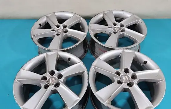 R16 alloy rim