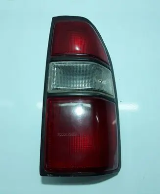 Toyota Land Cruiser (HDJ90) Rear/tail lights YG1716054