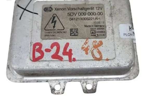 Headlight ballast module Xenon