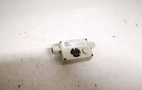 BMW 3 E90 E91 Antenna control unit 699009005 6990090-05