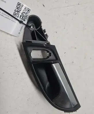 Audi Q7 4L Front door interior handle 4L0837019