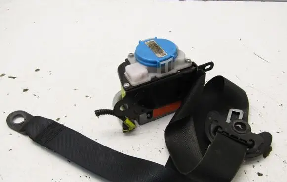 Toyota Yaris Front seatbelt 502KF3K1P1