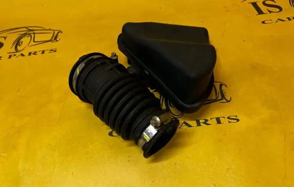 Intake resonator